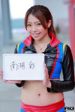 美女裸奶100%无遮挡免费网站